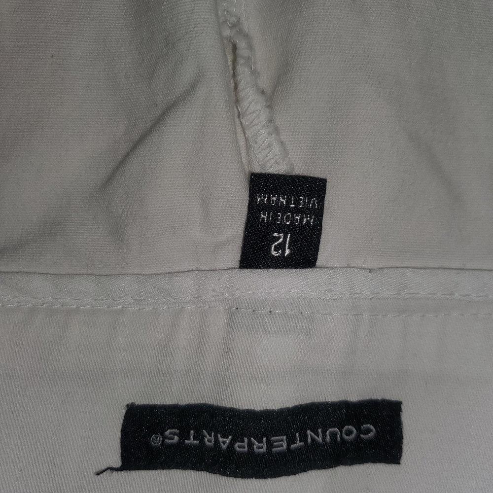 Capris - Picture 4 of 5